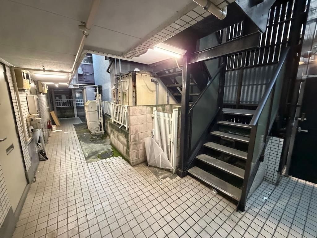 Peerless Kami-Ikebukuro / Whole Apartment Building (13 units), Tokyo - Apartment Buildings for Sale in Toshima Ward (4)