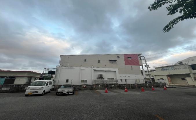 Madanbashi / 3-Storey House, Tomigusuku - Houses for Sale in Tomigusuku City (5)