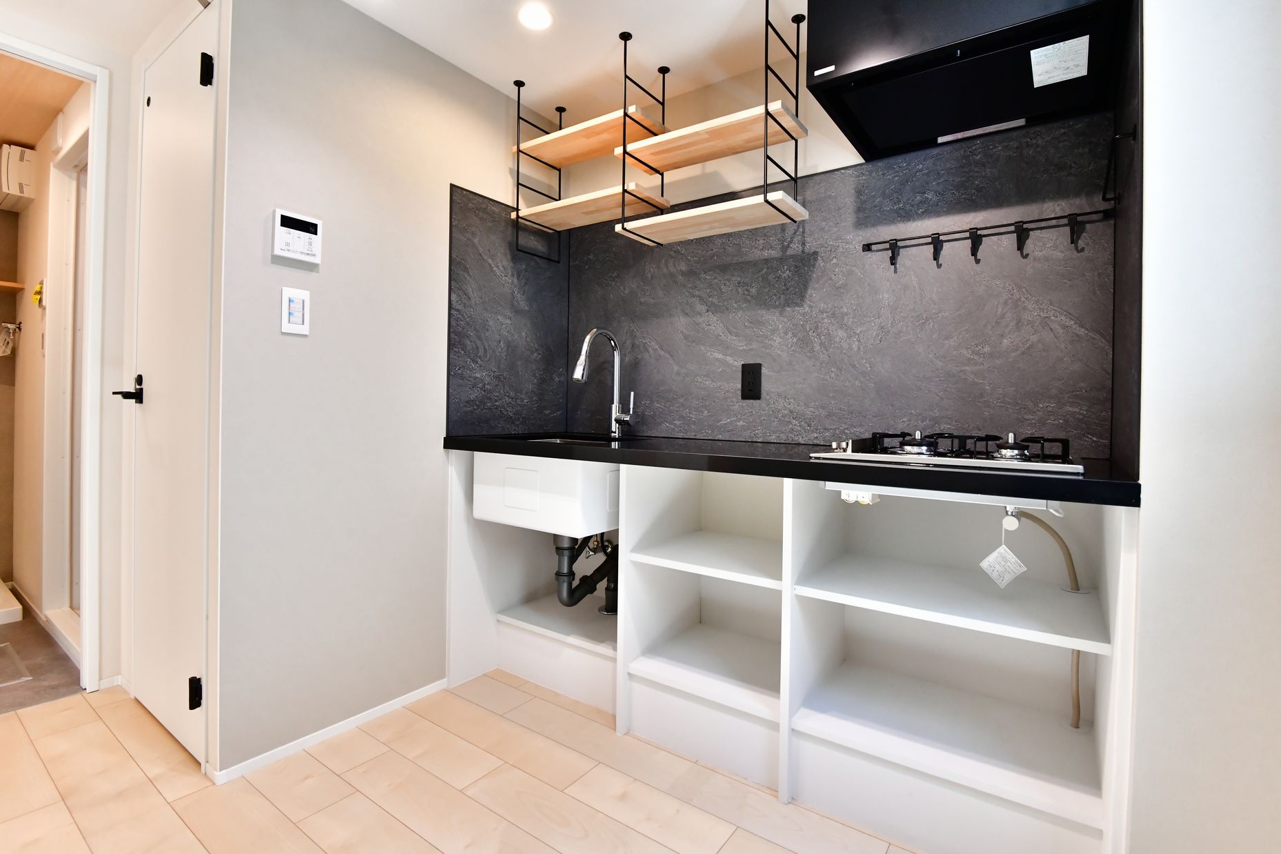 Whole Apartment Building / 8 Units, Shibuya - Apartment Buildings for Sale in Shibuya Ward (5)