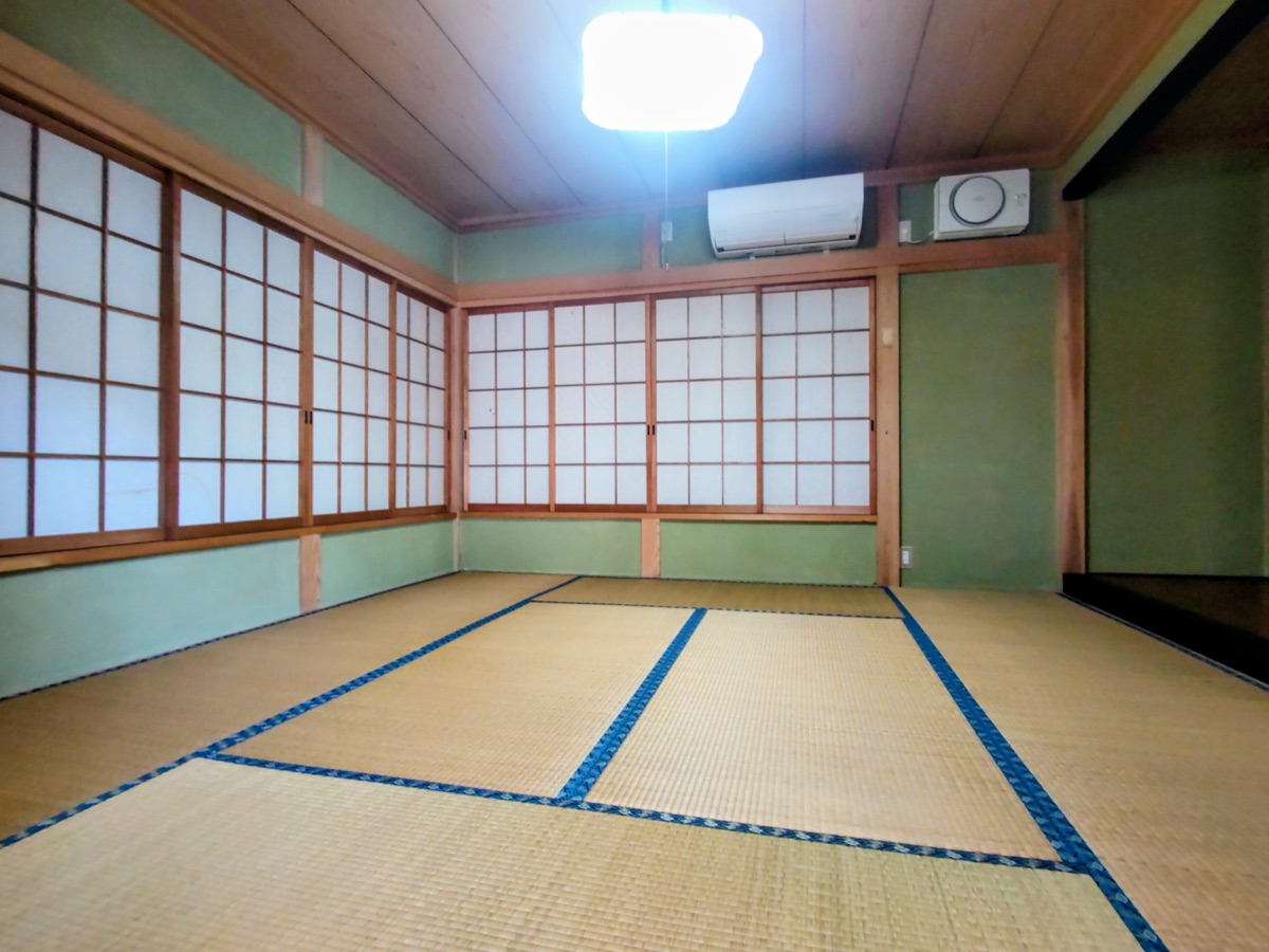 Property Photo 16
